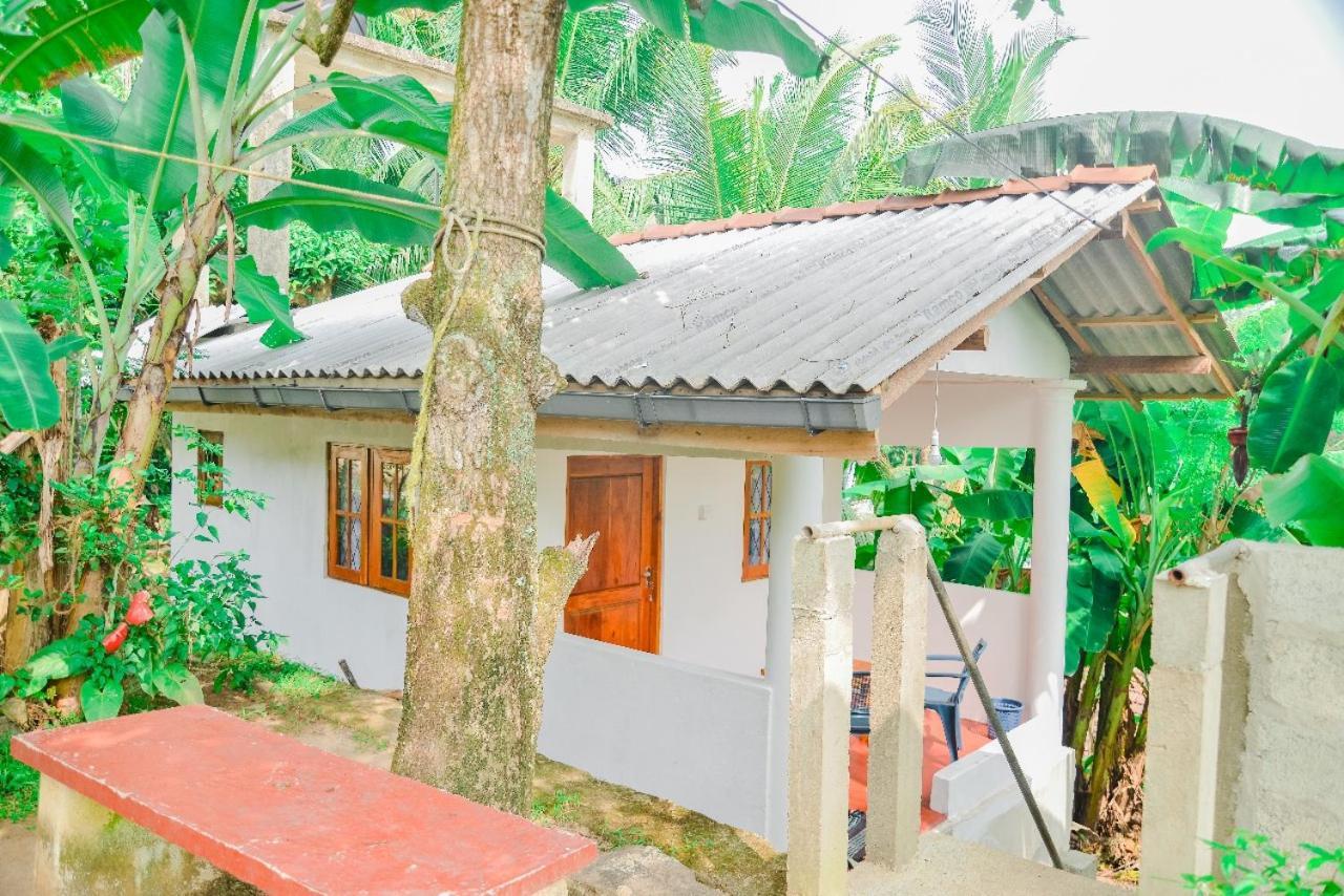 Pradeepa House Homestay *