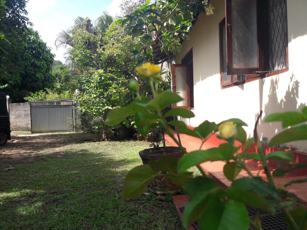 Pradeepa House * Unawatuna